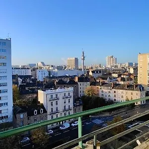 Studio-centre-thabor-balcon-1 Personne Appartement Rennes