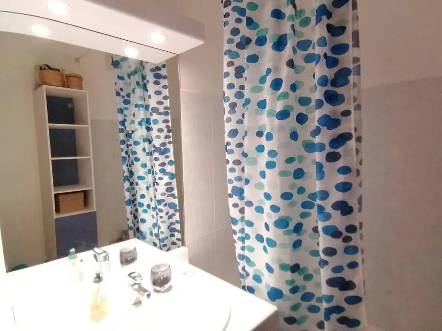Appartement De Charme, Garage, Terrasse, Piscine Lyon 0*,  Francja